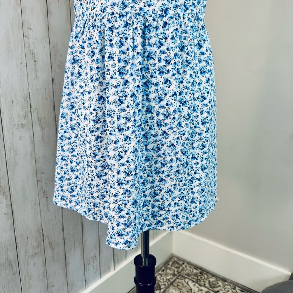 H&M Divided Blue Floral Sleeveless Dress – Size 8 - Picture 4 of 11